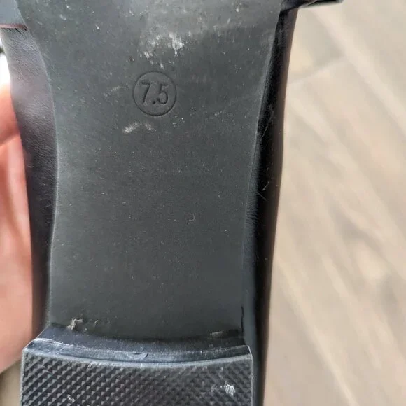 Flats - Picture 2 of 6